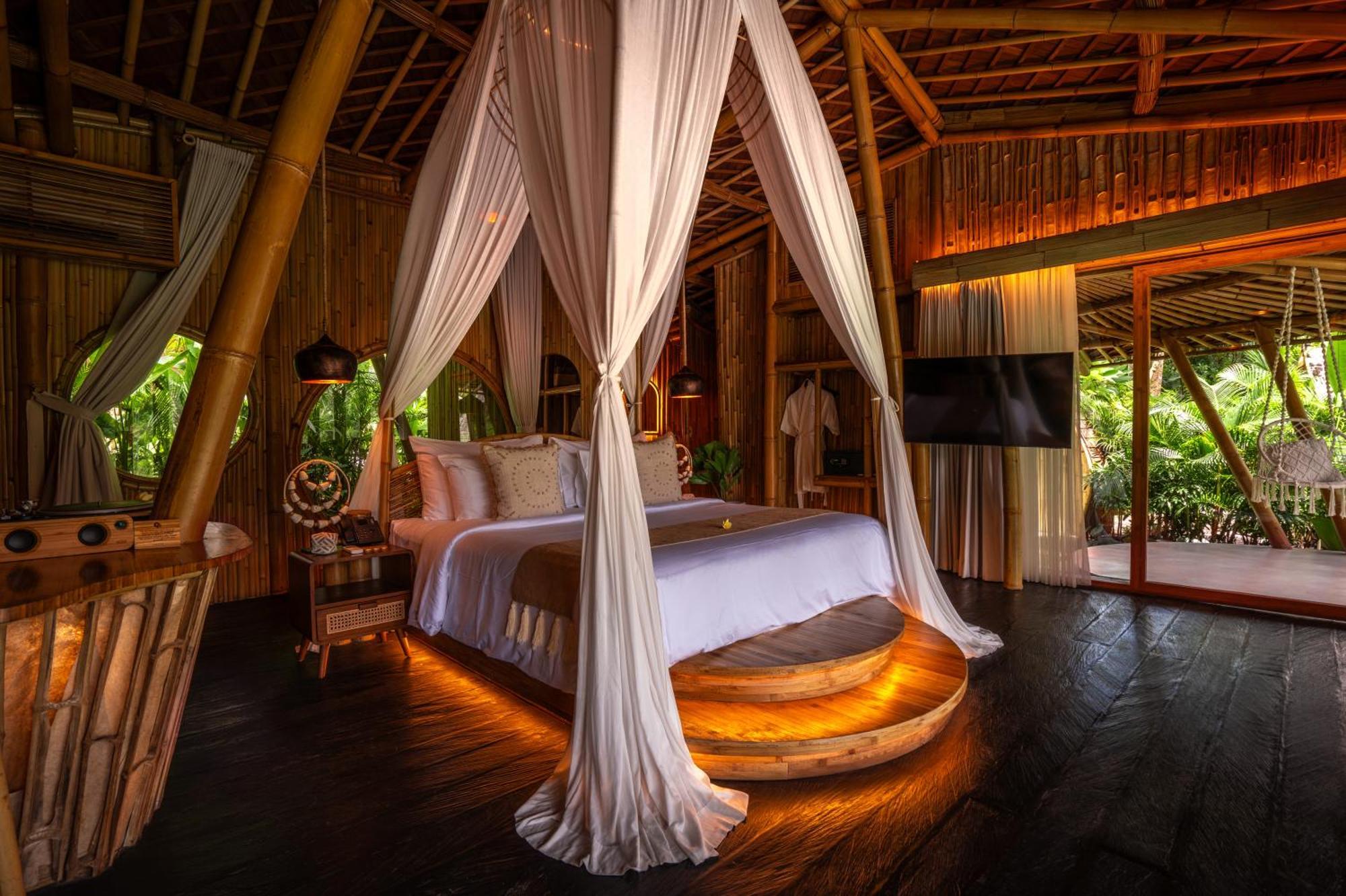 Bambootel Sawah View Ubud Exterior foto