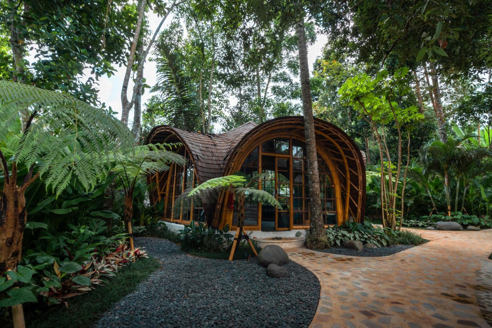 Bambootel Sawah View Ubud Exterior foto